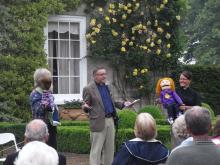 Praise in the garden 2010